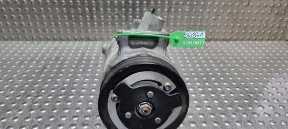 Volkswagen PASSAT B7 Air conditioning (A/C) compressor (pump) S26378971 5N0820803C
