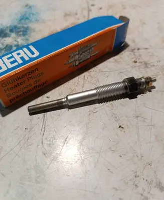 Toyota Corolla E100 Glow plug 0100226242