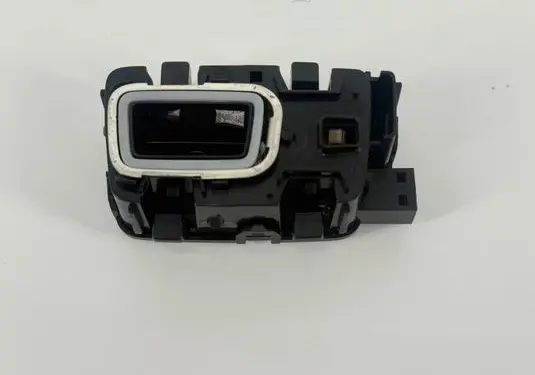 Volvo XC60 Interior lighting relay 32140336 20230111 C99ZA