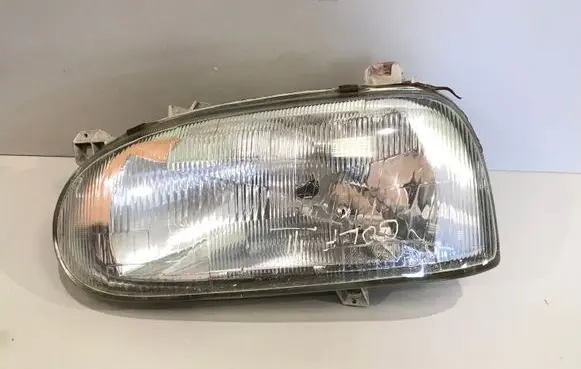 Volkswagen Golf III Headlight/headlamp 084411111L