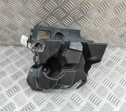 Peugeot 3008 III Rear bumper mounting bracket 9839884280