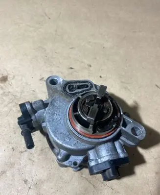 Ford Focus Vacuum pump 9804021880 2C21506D