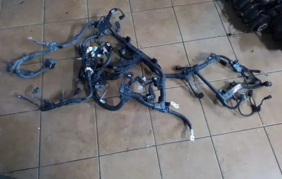Lexus ES 250 - 300 - 330 Engine installation wiring loom 8212133F20