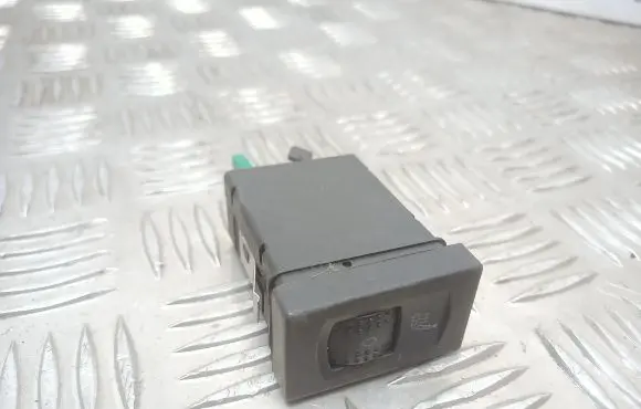 Volkswagen PASSAT B5.5 Seat heating switch 3B0963563C