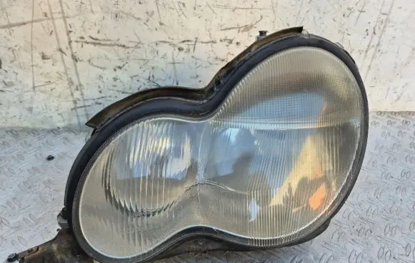 Mercedes-Benz C W203 Headlight/headlamp 1305235456 A2038260191 1305615384