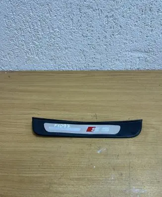 Audi A5 8T 8F Side skirt rear trim 8T8853375 F1097