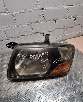 Mitsubishi Pajero Headlight/headlamp