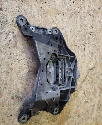Audi A8 S8 D3 4E Gearbox mounting bracket 4H0399263A