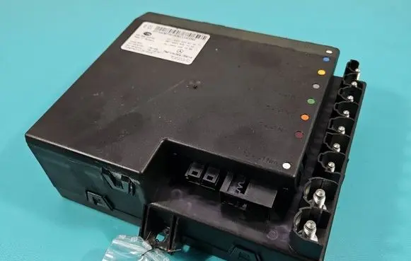 Mercedes-Benz S W221 Central body control module A2215408745 IMPRK1563782