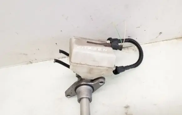 Citroen DS5 Master brake cylinder 96540021800