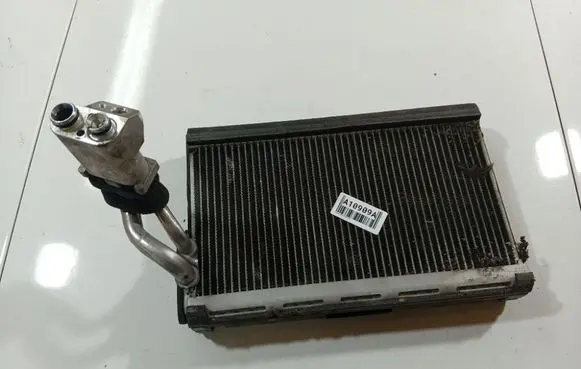Subaru Legacy A/C cooling radiator (condenser) 