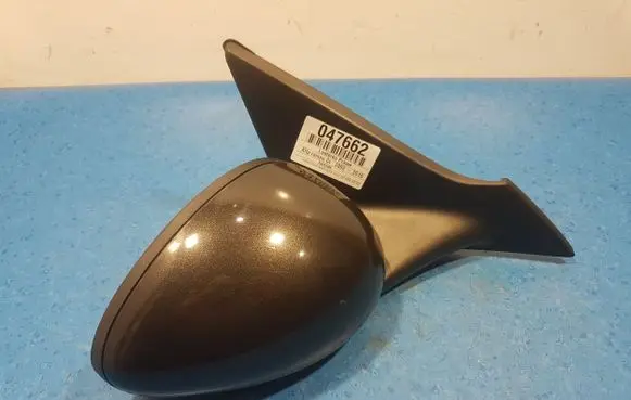 Alfa Romeo GTV Front door electric wing mirror