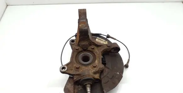 Front wheel hub