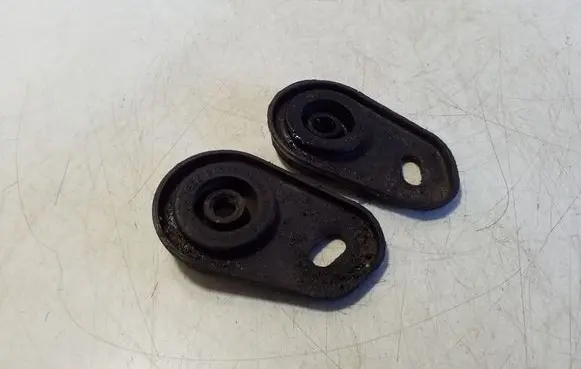 Nissan Navara D23 Radiator mount bracket 215064M400