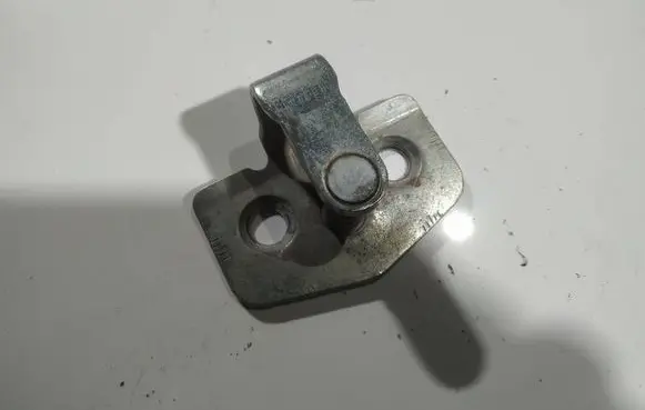 Opel Zafira B Rear door lock loop/hook striker 