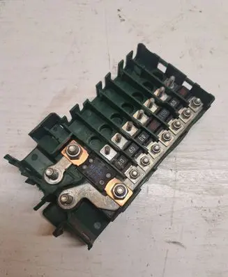 BMW 5 E39 Fuse module 18490 8387541 5018483