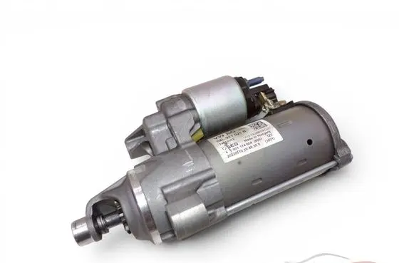 Audi A4 S4 B9 8W Starter motor 04L911021B