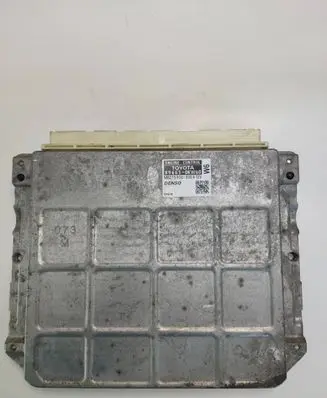 Toyota Hilux (AN10, AN20, AN30) Engine control unit/module 896610KW60 MB2759003054