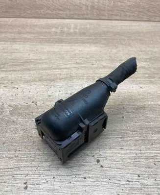 Volkswagen PASSAT B6 Plug wire 07Z906379A
