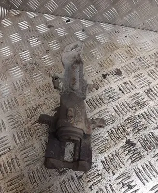 Nissan Almera N16 Rear brake caliper