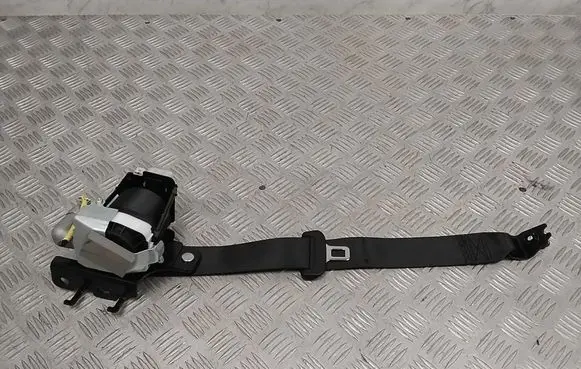 KIA Xceed Rear seatbelt 89820J7400