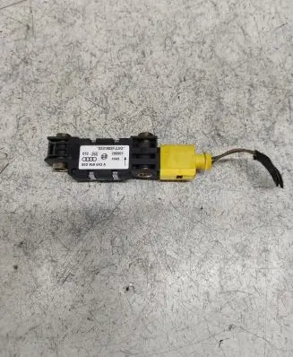 Audi A4 S4 B6 8E 8H Airbag deployment crash/impact sensor 8E0959643A