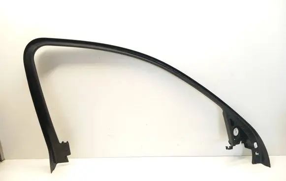 Audi Q3 8U Other front door trim element 8U0867610