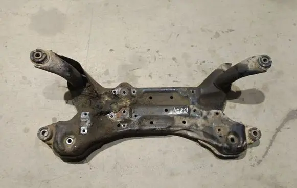 Mitsubishi Endeavor Front subframe