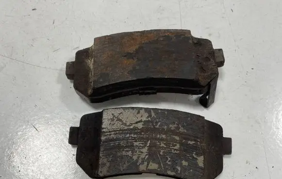 Hyundai i20 (PB PBT) Brake pads (rear) 