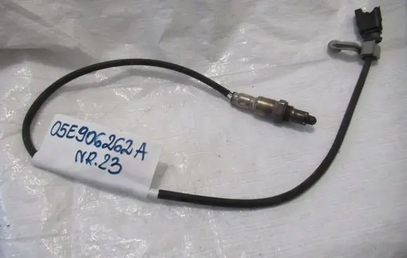 Audi Q3 F3 Lambda probe sensor 05E906262A