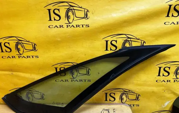 Citroen C4 II Picasso Front door vent window glass four-door