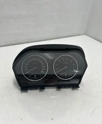 BMW 2 F45 Speedometer (instrument cluster) 2468895 17649411