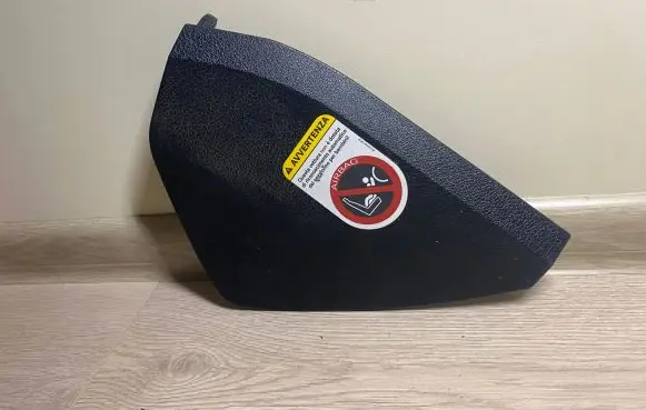 Dashboard side end trim