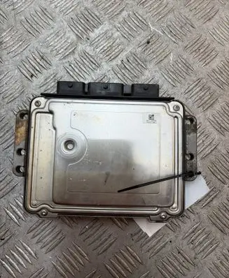 Peugeot 206+ Engine control unit/module ECU 0281012528 9657699480 18442980