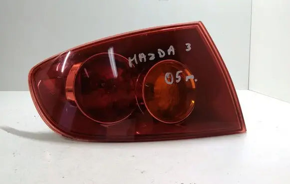 Mazda 3 I Rear/tail lights