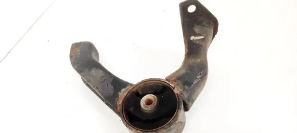 Mitsubishi ASX Engine mount bracket