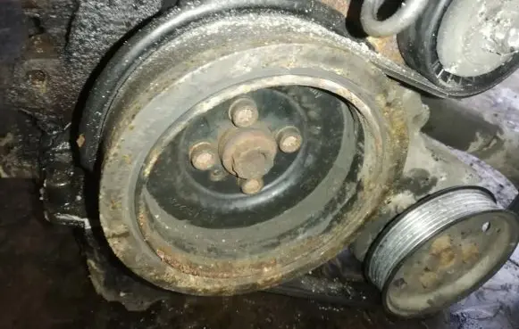Volkswagen Caddy Crankshaft pulley
