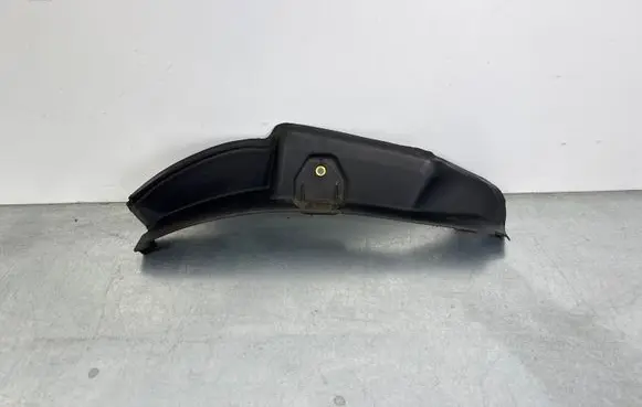 Mercedes-Benz C W205 Rear/tail light trim molding A2056930533