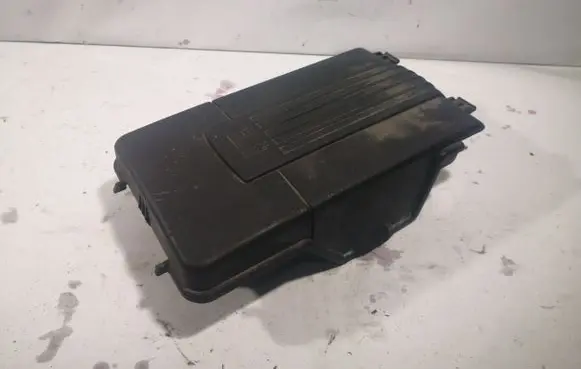 Skoda Octavia Mk2 (1Z) Battery box tray cover/lid 1K0915443A