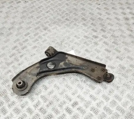 Peugeot 308 Front lower control arm/wishbone 9820381580