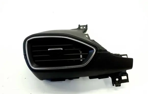 Hyundai Santa Fe Dashboard air vent grill cover trim 84730S1CA0