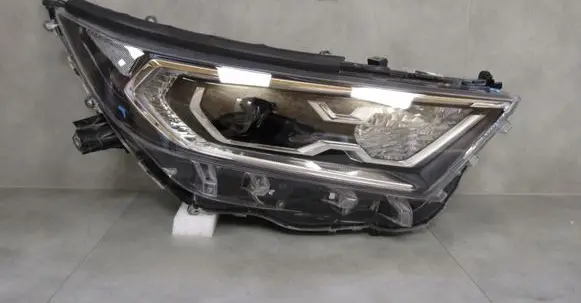 Toyota RAV 4 (XA40) Headlight/headlamp RAV4