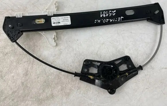 Volkswagen Jetta USA Rear window lifting mechanism without motor 17A839461D