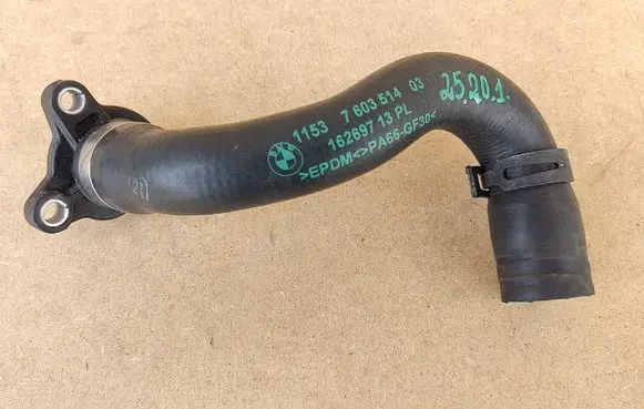 BMW 2 F22 F23 Engine coolant pipe/hose 11537603514 7603514 162697