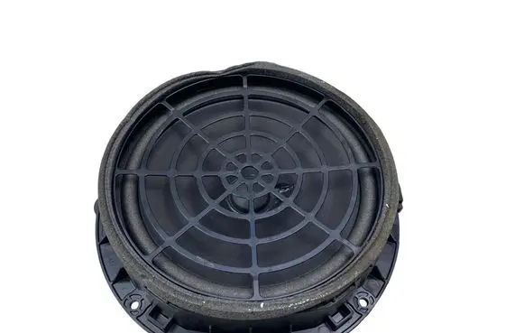 Audi A4 S4 B8 8K Front door speaker A019089