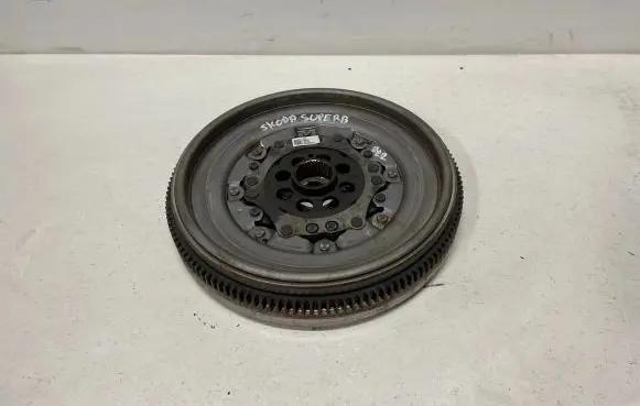 Skoda Superb B8 (3V) Flywheel 06K1105266AC