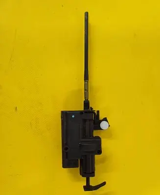 Renault Scenic III - Grand scenic III Tailgate exterior lock 8200312600B