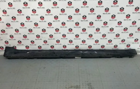 BMW 5 G30 G31 Sill 8064744