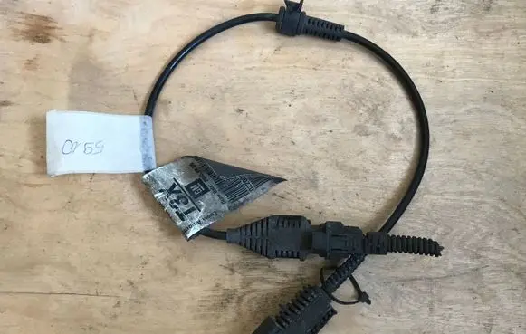 Opel Astra H Front ABS sensor wiring 13241192