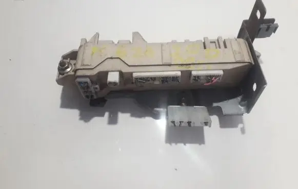 Mazda 626 Fuse box set 8F050195 8F05-0195